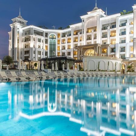 Merit Royal Diamond Hotel & Spa Karavas  외부 사진