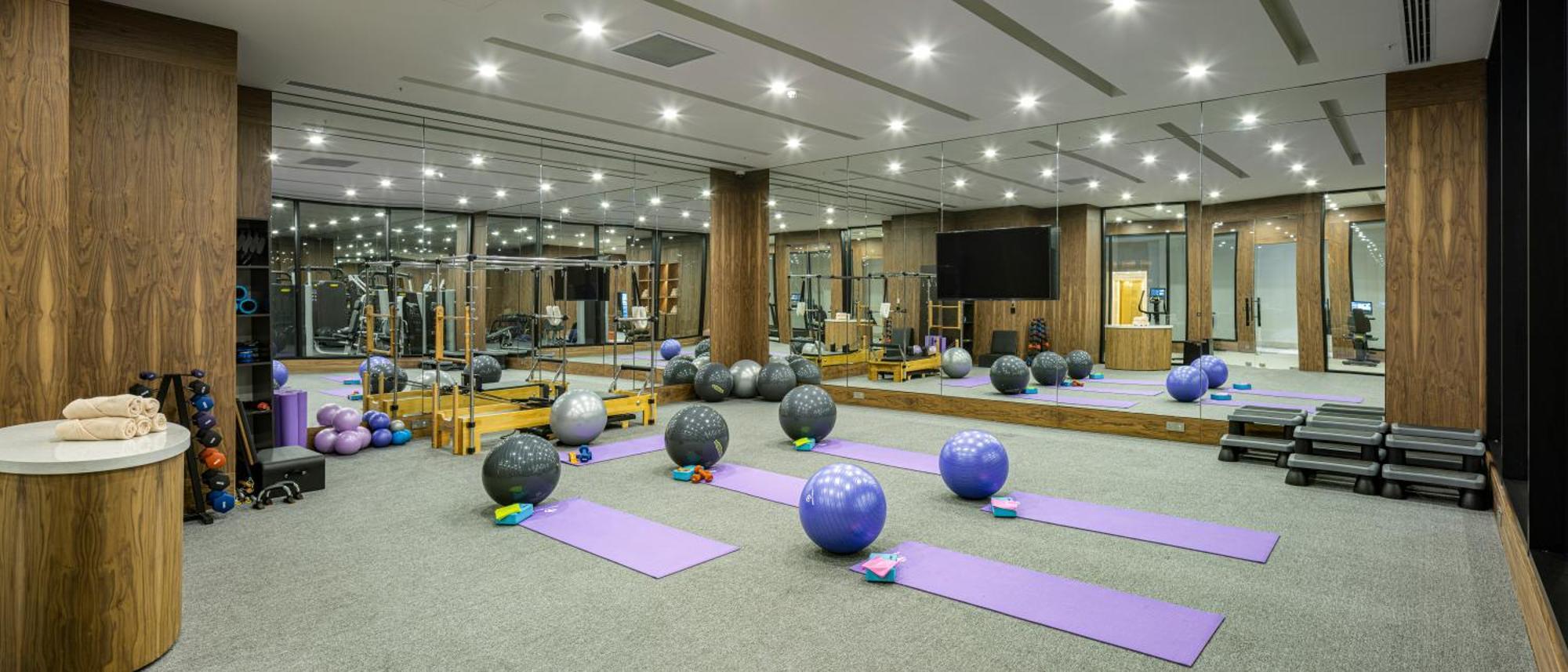 Merit Royal Diamond Hotel & Spa Karavas  외부 사진